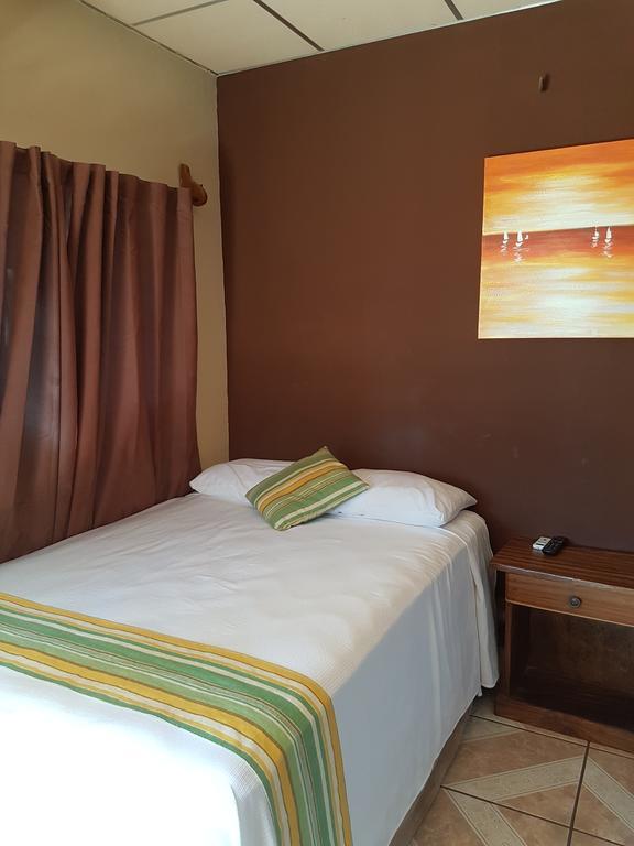 Hotel Miraflores El Cuco Bagian luar foto