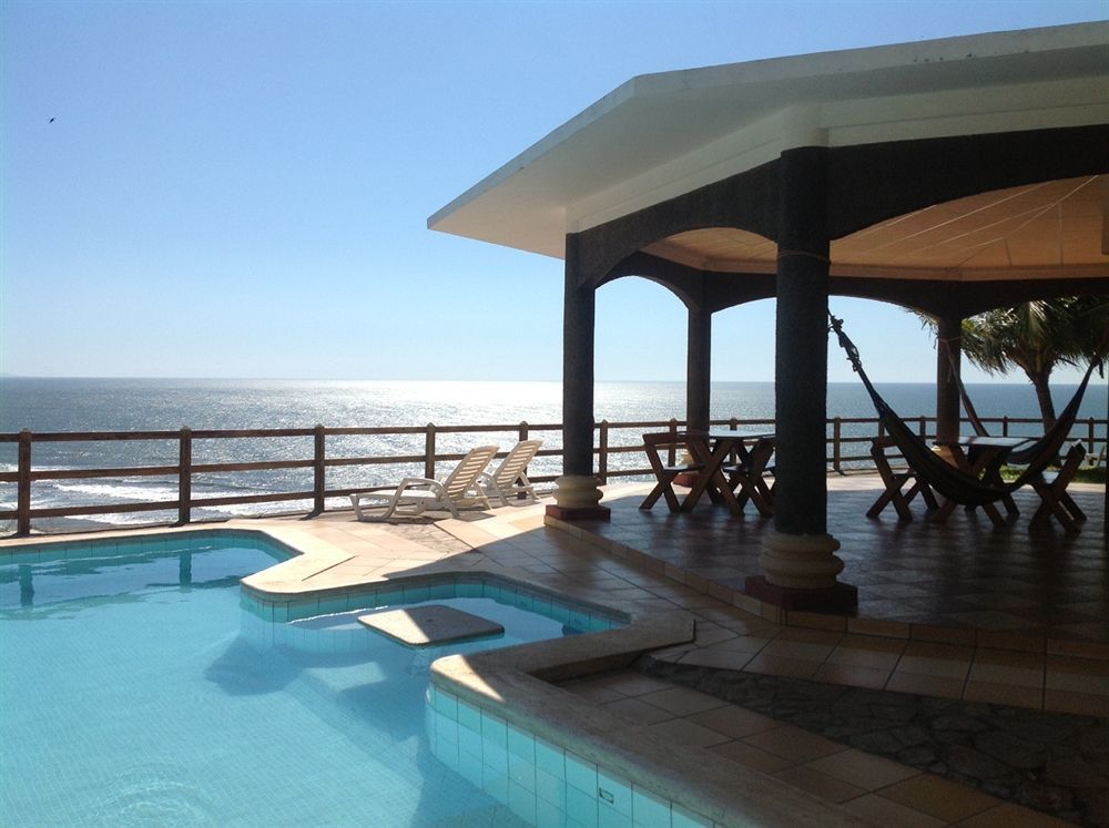 Hotel Miraflores El Cuco Bagian luar foto