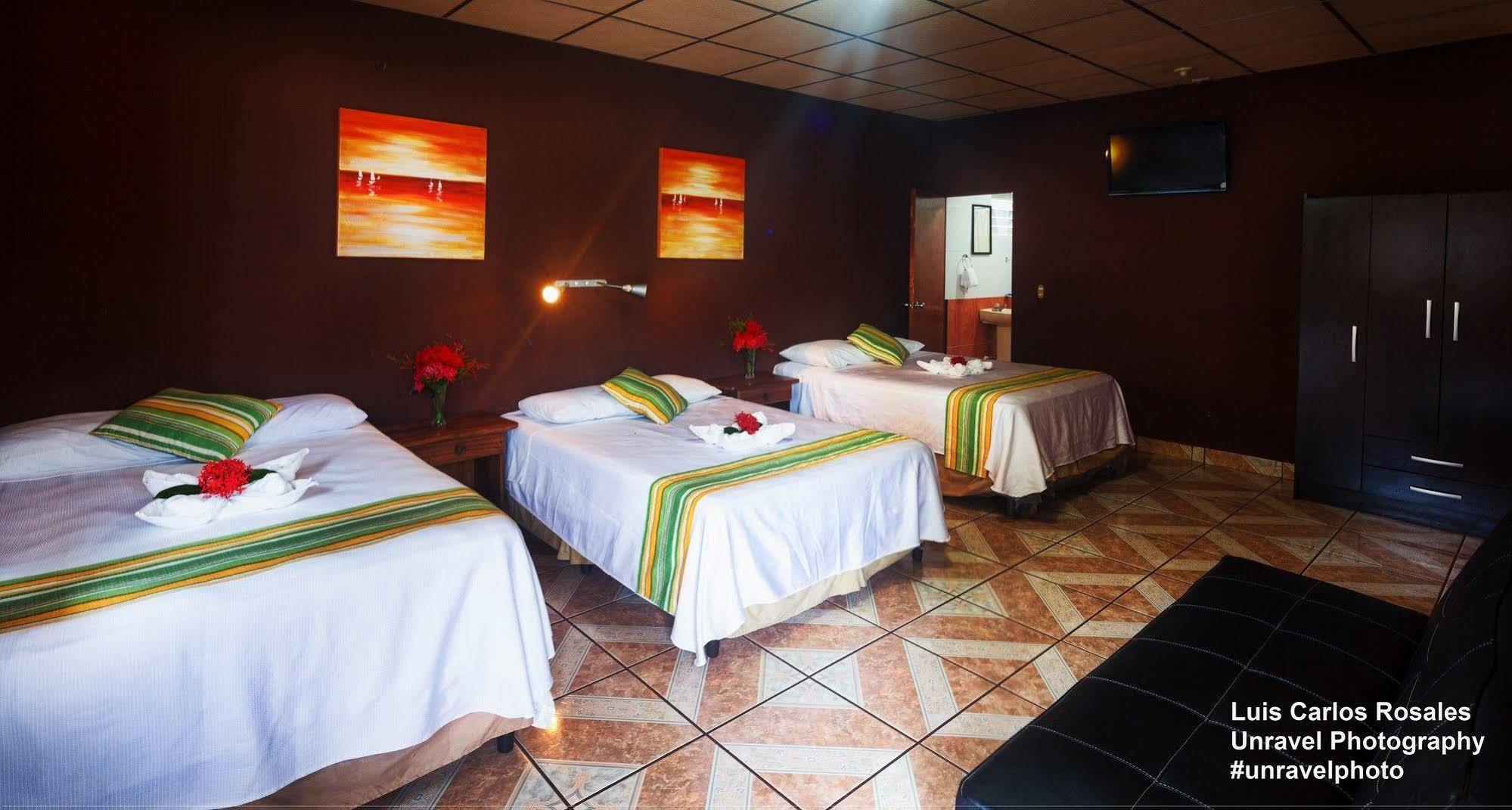 Hotel Miraflores El Cuco Bagian luar foto